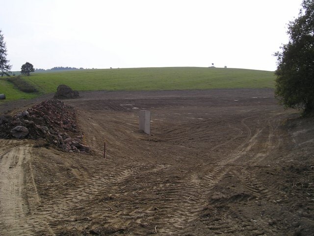 Obnova malé vodní nádrže Kalousy (2009)